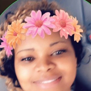 Meet your Posher, Nadine